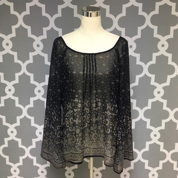 Charming Charlie Tops - Charming Charlie Floral Bell Sleeve Top : C:7